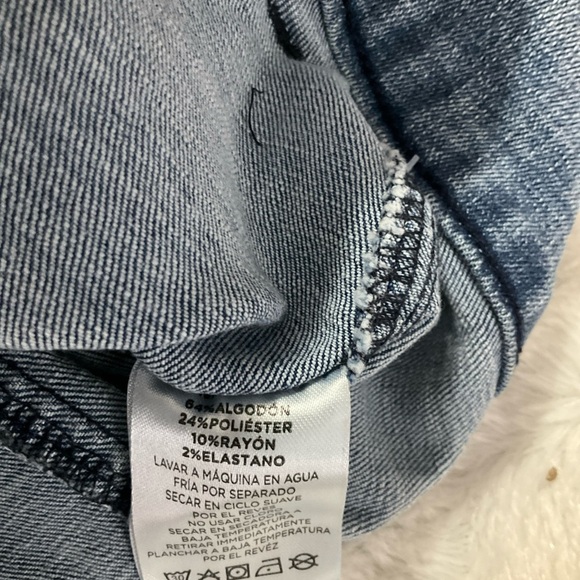 NWT Juicy Couture Size 29  Med Wash Denim Midi Cargo/Nomad Skirt W/ Belt - Picture 4 of 12